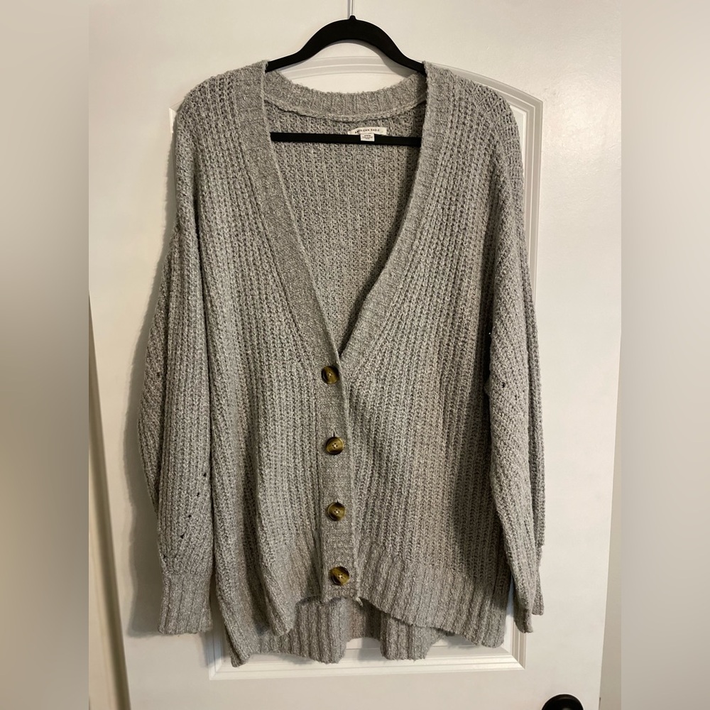 American Eagle Women’s Gray Sweater Cardigan Size Medium